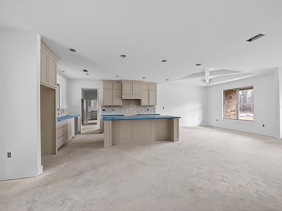 5th image of 164 Whitetail Ridge Rd