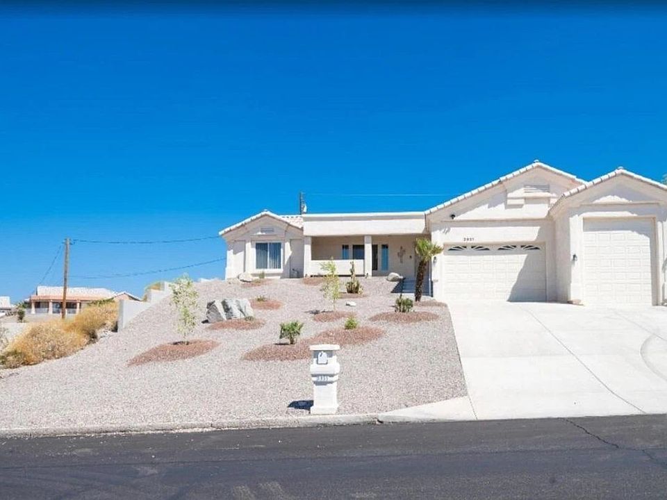 1st image of 2821 Arabian Dr
