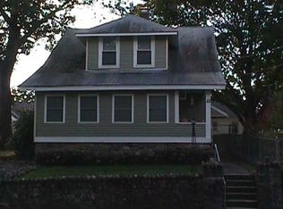 32 Arnold St, Methuen, MA 01844
