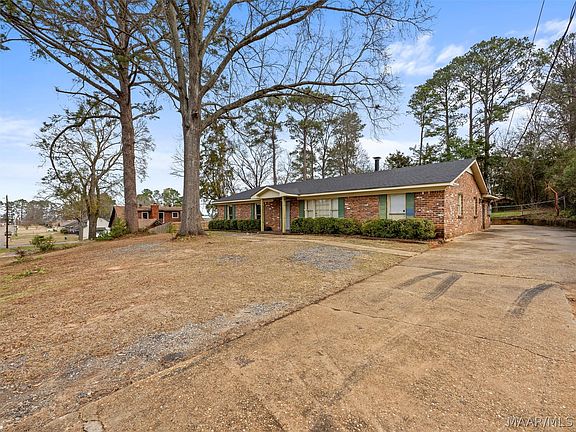2nd image of 307 Davors Dr