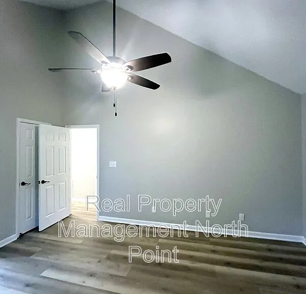 3030 Steeplechase Dr — Photo 18