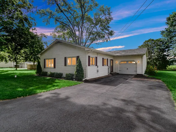 410 E Hamilton St, Union Mills, IN 46382