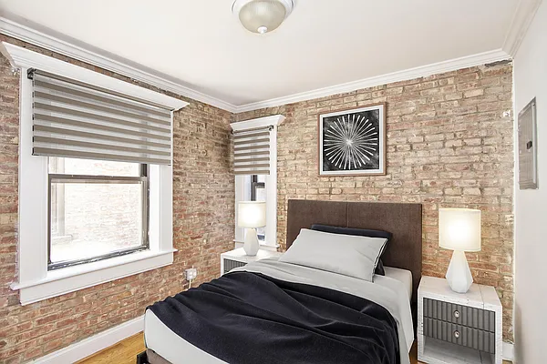 Rented by R New York | media 18