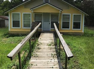 2940 Old Houston Rd, Huntsville, TX 77340