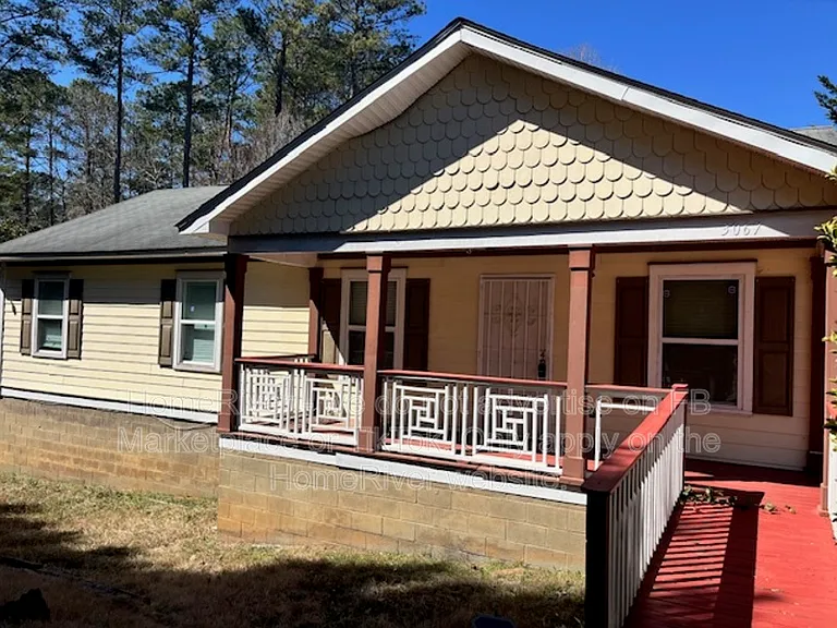 3067 Embry Way SE — Photo 1