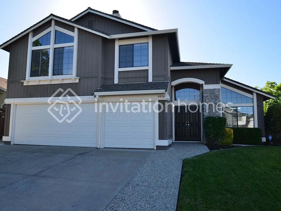 4436 Deerfield Dr