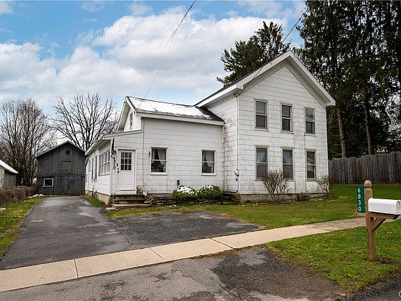 3rd image of 6830 W Hill Rd