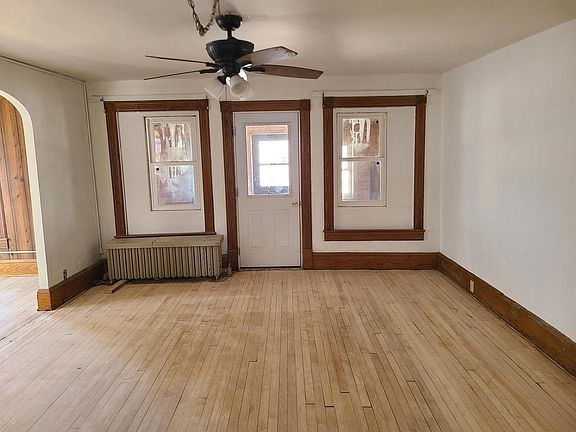 5th image of 219 East LINCOLN STREET