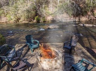 214 Gallery Ct #1, Ellijay, GA 30540