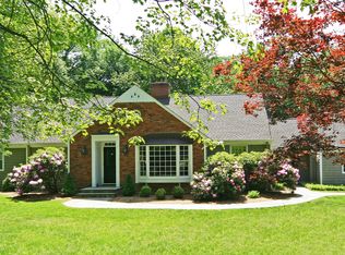 130 Indian Cave Rd, Ridgefield, CT 06877