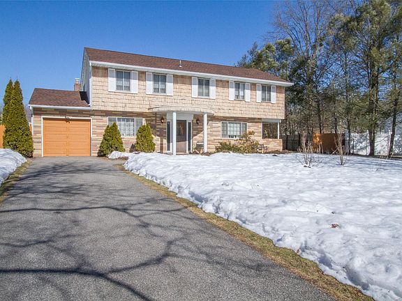 5th image of 19 Bruce Ln