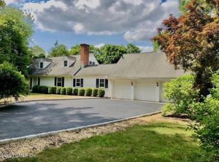 22 Plow Ln, Greenwich, CT 06830