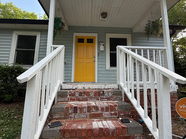 819 Chestnut St — Photo 17