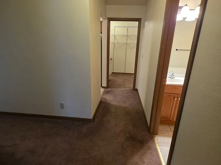 6315 Garrett Ln — Photo 23