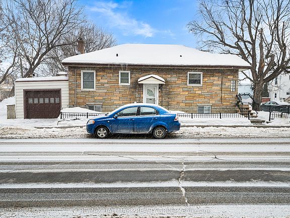 3rd image of 201 Ethel St