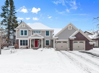 4540 Snail Lake Blvd, Shoreview, MN 55126