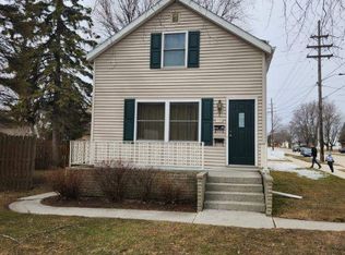 1504 S 23rd St, Manitowoc, WI 54220