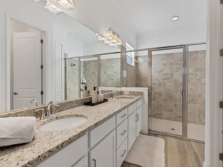 25228 Longmeadow Dr — Photo 17