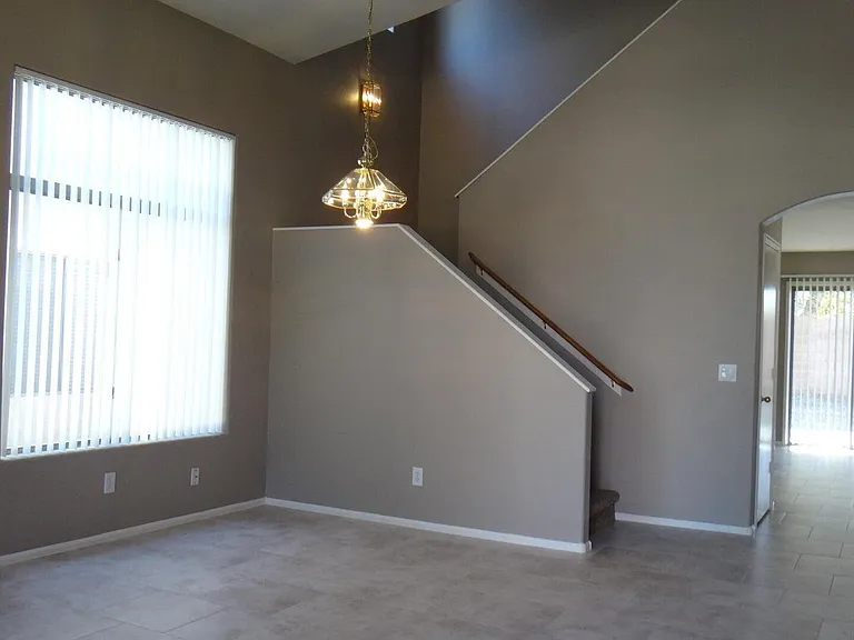 12525 W Reade Ave — Photo 3