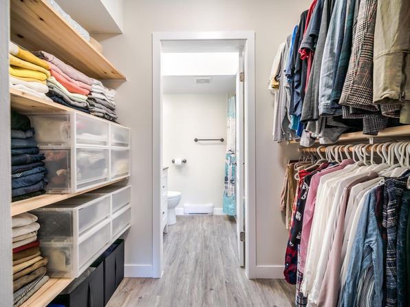 2 bedroom rental in Burnaby — photo 6