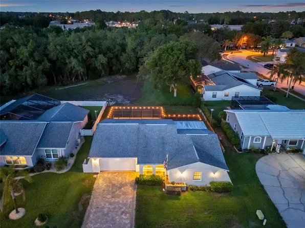 18804 Green Park Rd, Hudson, FL 34667