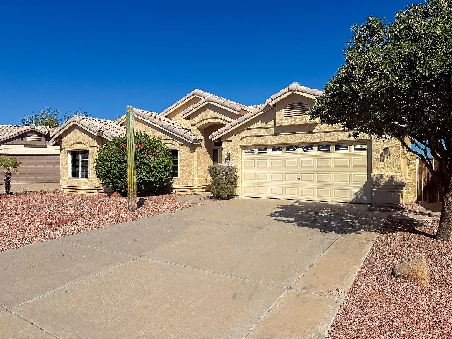 15329 N 85th Ave, Peoria Az — Photo 2