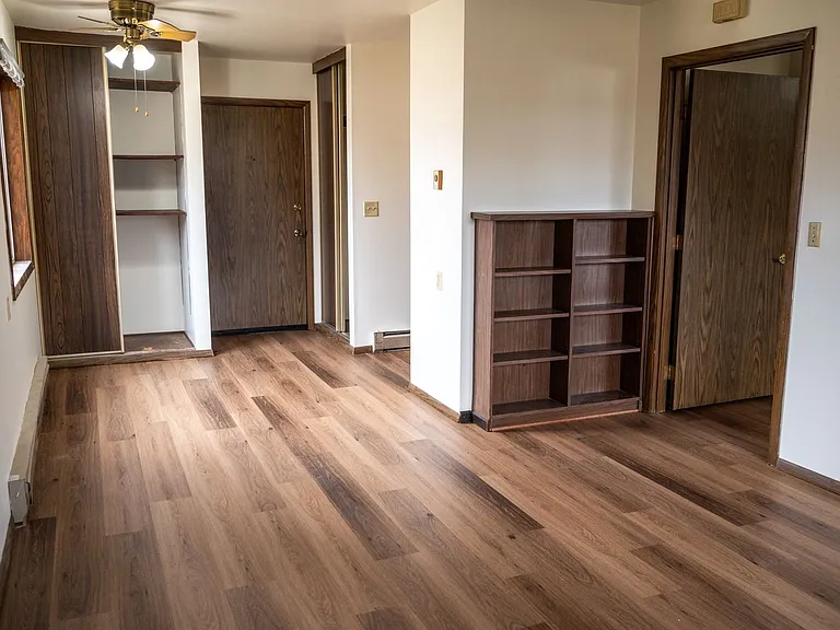 Freedom Ring Apartments — Photo 37