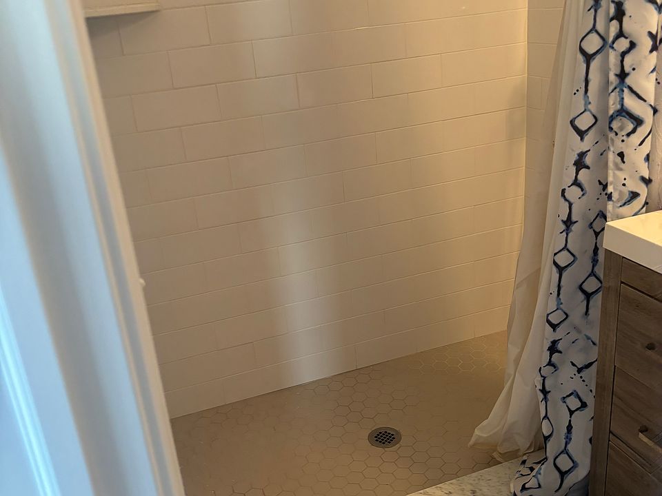 1st image of 131 Brighton Ave #2