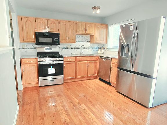 Remodeled kitchen, all new Appliances