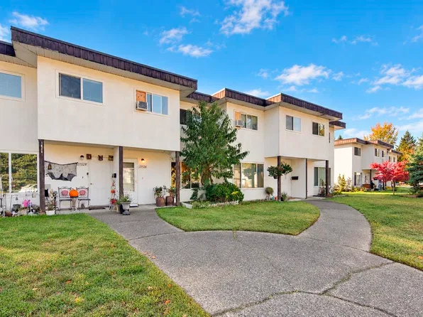 21526 Mayo Pl, Maple Ridge, BC V2X 2K9