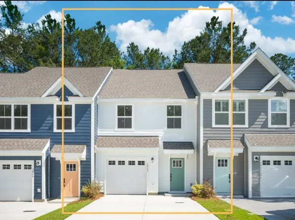 1062 Crescent Cove Ln, Summerville, SC 29483