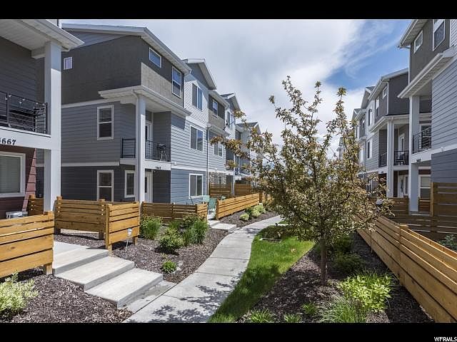 1st image of 3653 W Golden Sky Ln