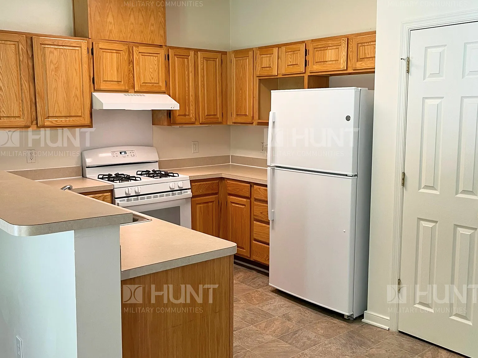 3 bed, 2.5 bath, 1804 sqft, $2,628 — Photo 3