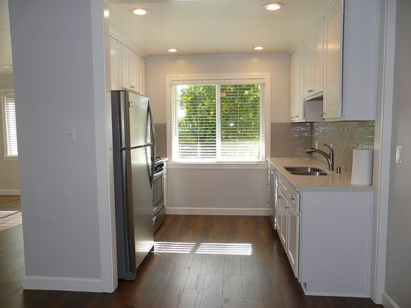 4th image of 123 La Cienega Ct