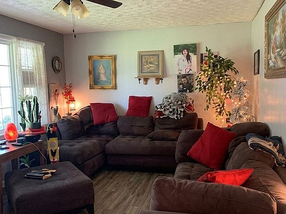 5th image of 2058 Jefferson Rd