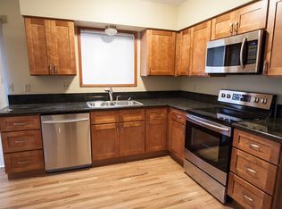 4224 NE Shaver St, Portland, OR 97213