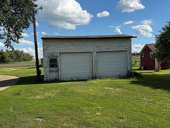 4th image of 10784 Highway 46