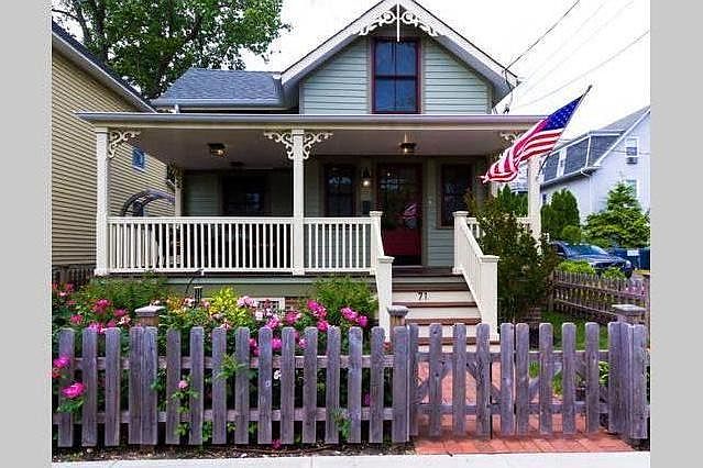 3 BR House - sleeps 6