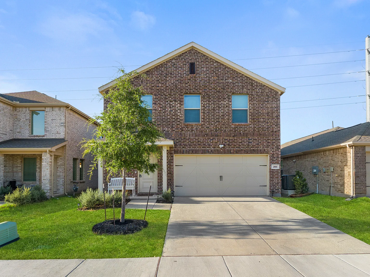 4 bed, 2056 sqft, $2,550 — Photo 1