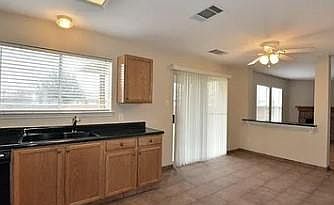 5th image of 1301 Terra St