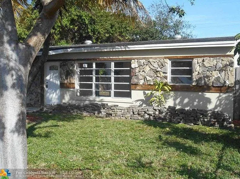 3 bed, $2,550 — Photo 1