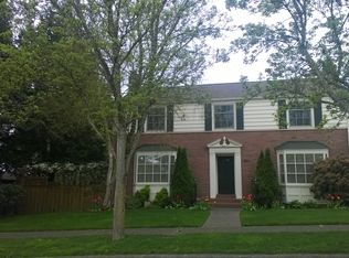 5815 Ann Arbor Ave NE, Seattle, WA 98105