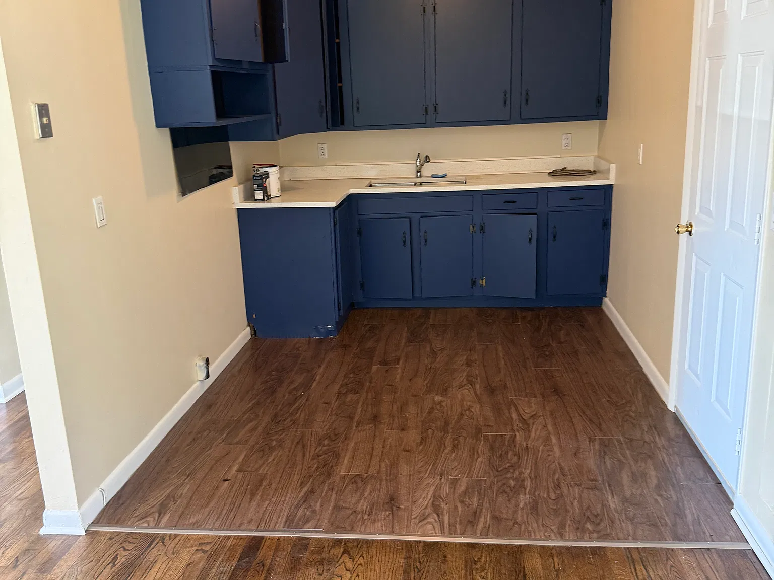3 bed, 1.5 bath, 1080 sqft, $1,950 — Photo 2