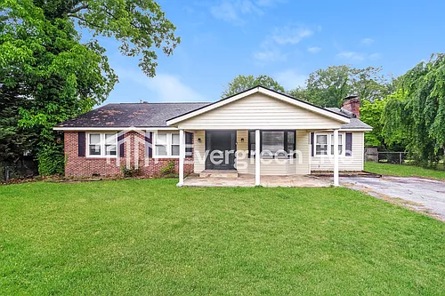 1904 E Lee Rd Photo 1