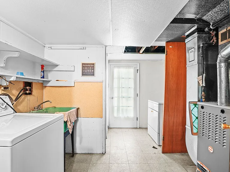 408 S Jensen Rd — Photo 18