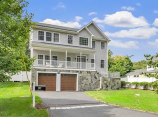44 Brundage St, Stamford, CT 06907