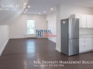 3 School St #B, Hanover, NH 03755