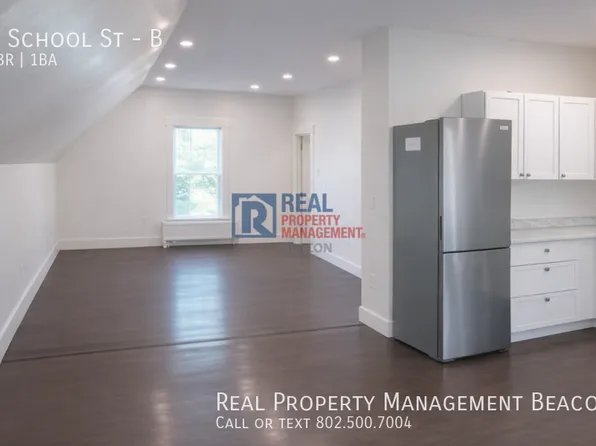 3 School St #B, Hanover, NH 03755