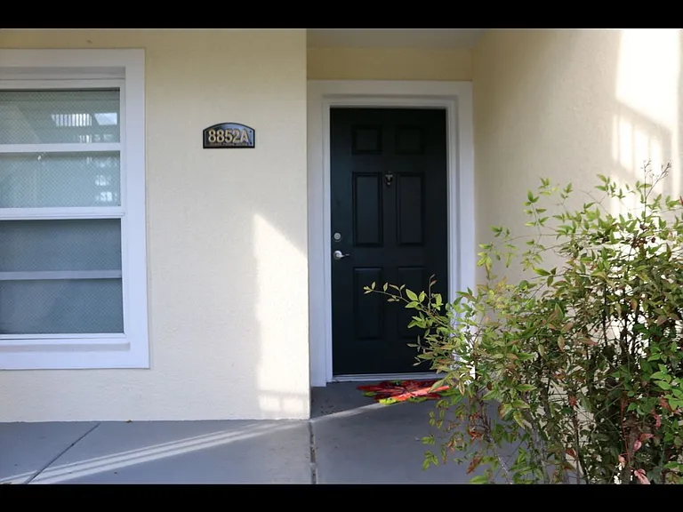 8852 Grand Palms Cir #A — Photo 2