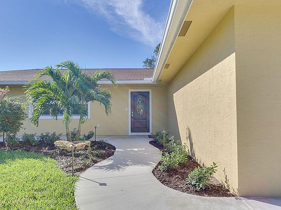 4th image of 4240 Juniper Ter